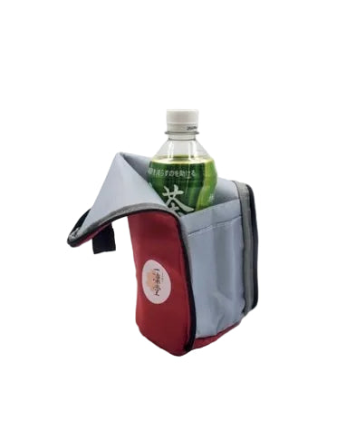 A work pouch that keeps your desk clutter-free