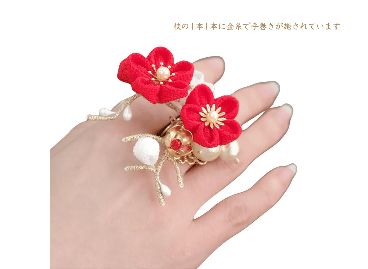 "Red and White Plum Blossom" ARTIDIVA Ring